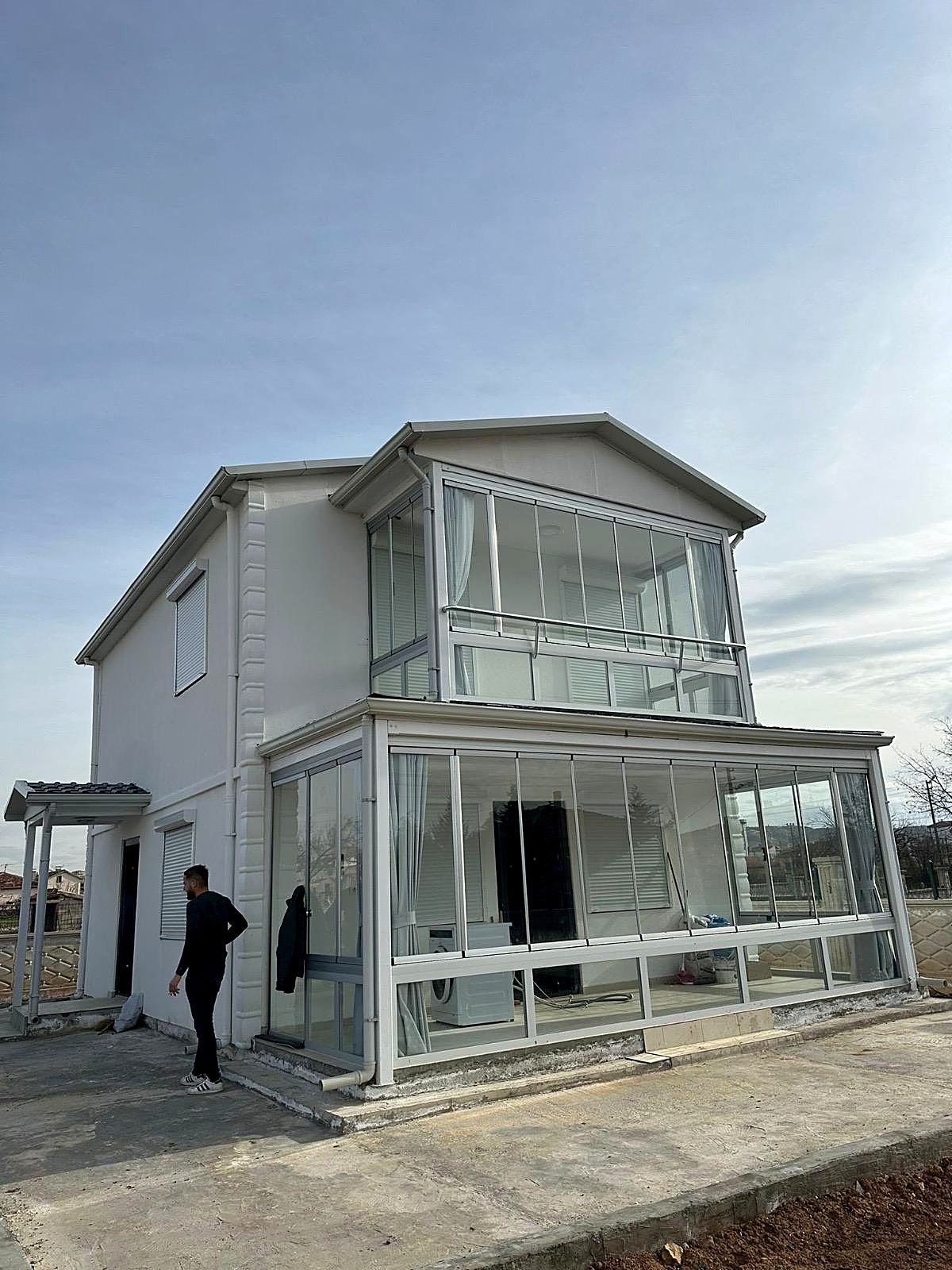 Tamamlanmış prefabrik yapı